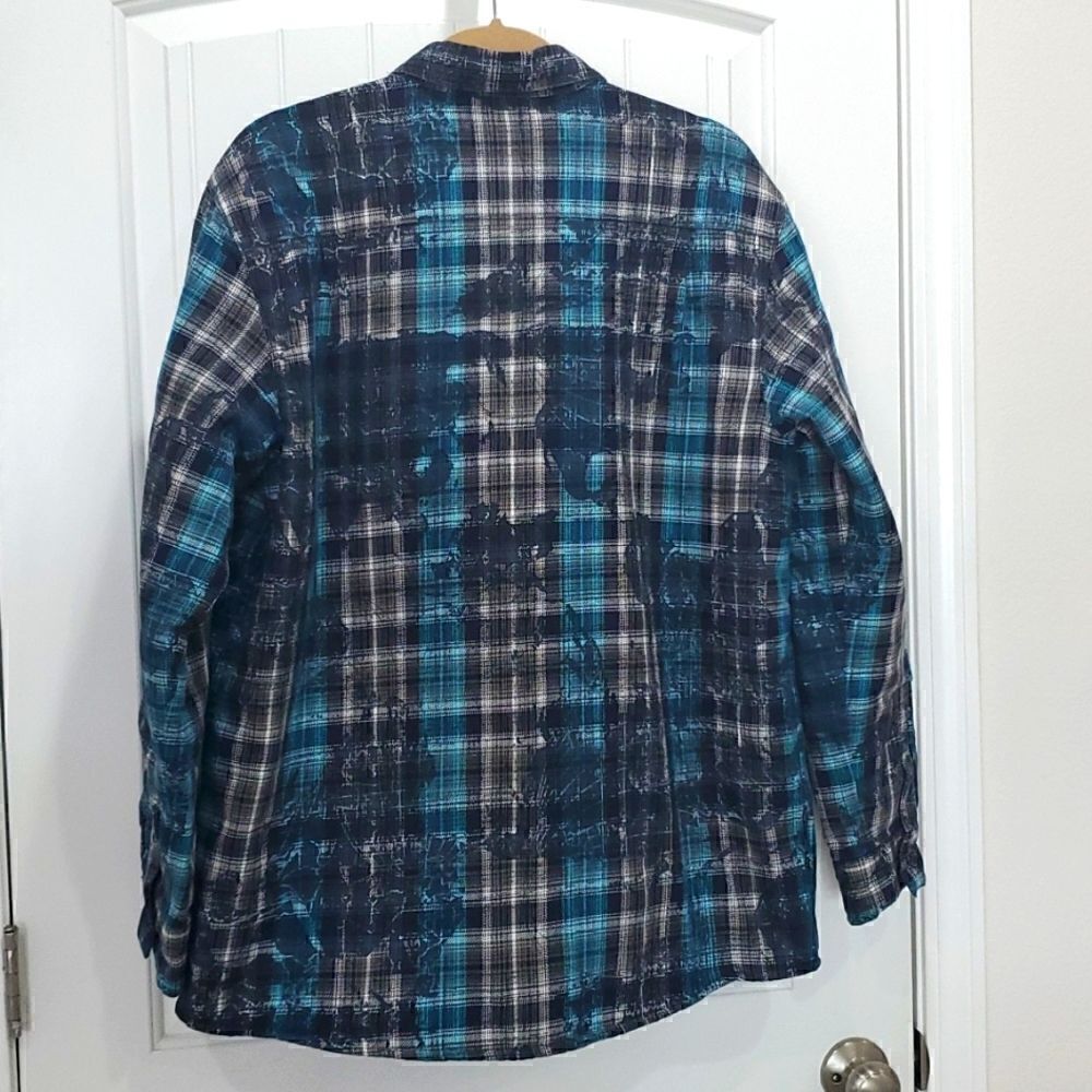 Oakley mens Quilted Teal/ Black Flannel Jacket, size Medium - Picture 4 of 4